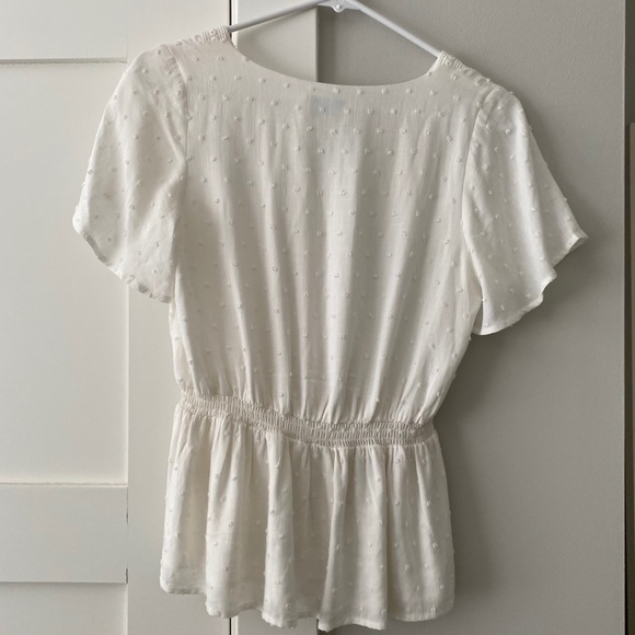 White top - Picture 3 of 3